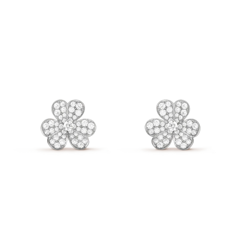 {"Bling Jewelrys ": "ブリング・ジュエリー FRIVOLE シルバー フラワー ダイヤモンドピアス"}