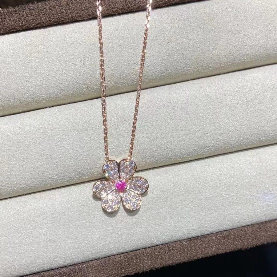 [Bling Jewelrys ]FRIVOLE ROSÉGOLD BLUMEN-DIAMANT-HALSKETTE