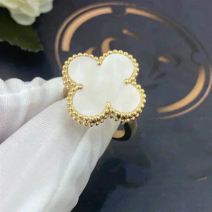 [Bling Jewelrys ]CLOVER WHITE MOP RING