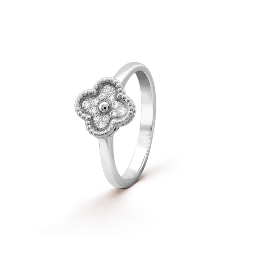 [Bling Jewelrys ]クローバーダイヤモンドリング