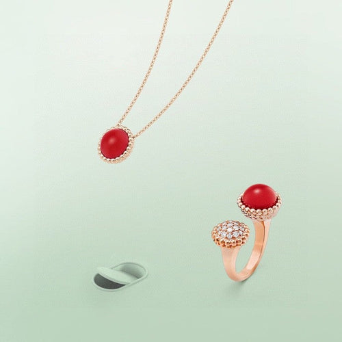 {
  "Bling Jewelrys": "ブリングジュエリー",
  "PERLEE COULEURS DIAMOND ROSE GOLD BETWEEN THE FINGER RING": "ペルレ クルール ダイヤモンド ローズゴールド ビトウィーン・ザ・フィンガー リング"
}