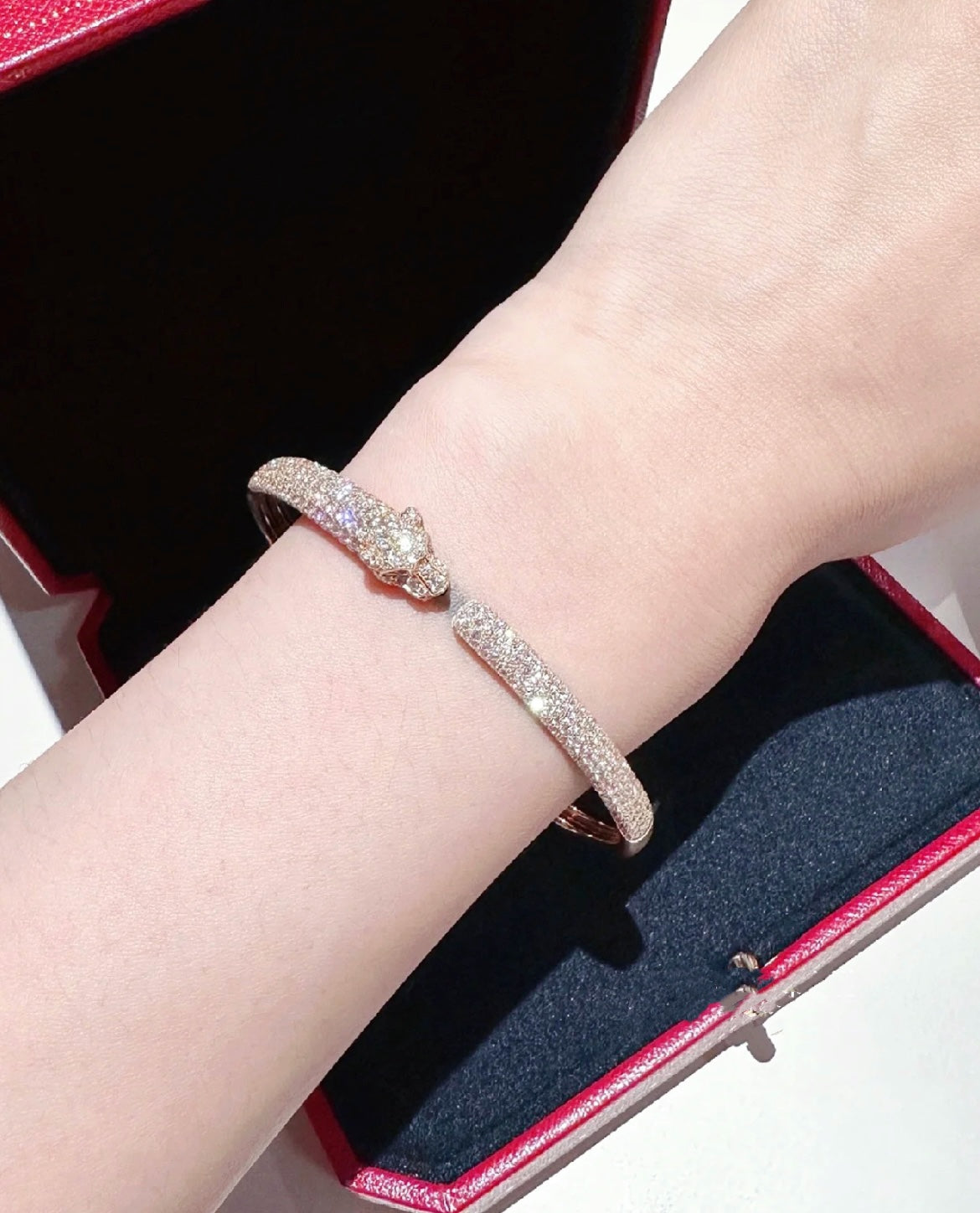 [Bling Jewelrys ]PANTHERE VOLLDIAMANT-OFFENARMBAND