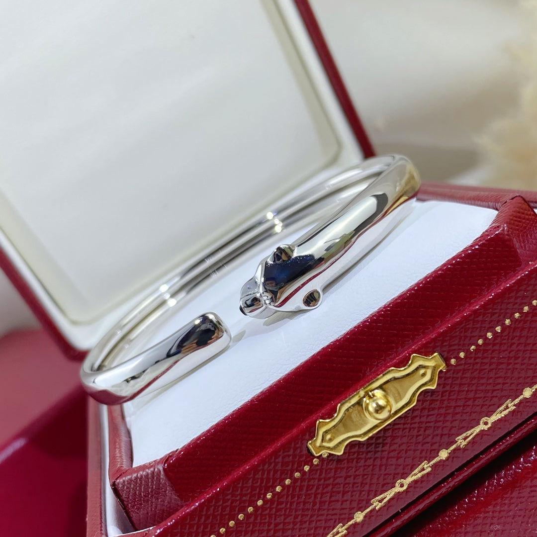 {"Bling Jewelrys": "PANTHERE SILBER-ARMREIF OFFEN"}