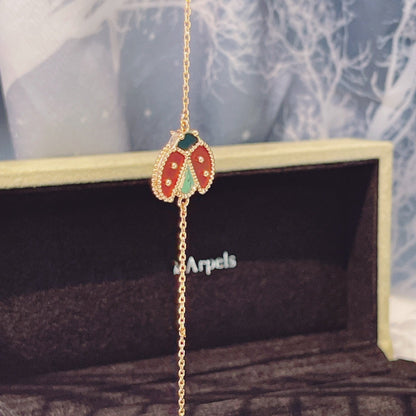 {
  "Bling Jewelrys": "[Bling Jewelrys ]LUCKY SPRING 1 MOTIF ARMBAND IN ROSÉGOLD"
}