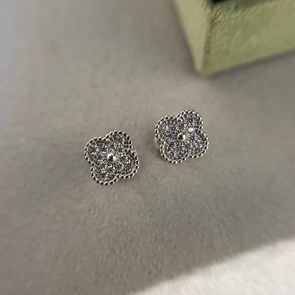 [Bling Jewelrys ]CLOVER MINI DIAMOND STUD EARRINGS