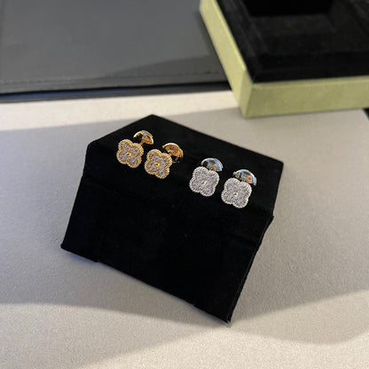 [Bling Jewelrys ]CLOVER MINI DIAMOND STUD EARRINGS