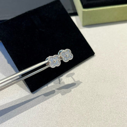 [Bling Jewelrys ]CLOVER MINI DIAMOND STUD EARRINGS