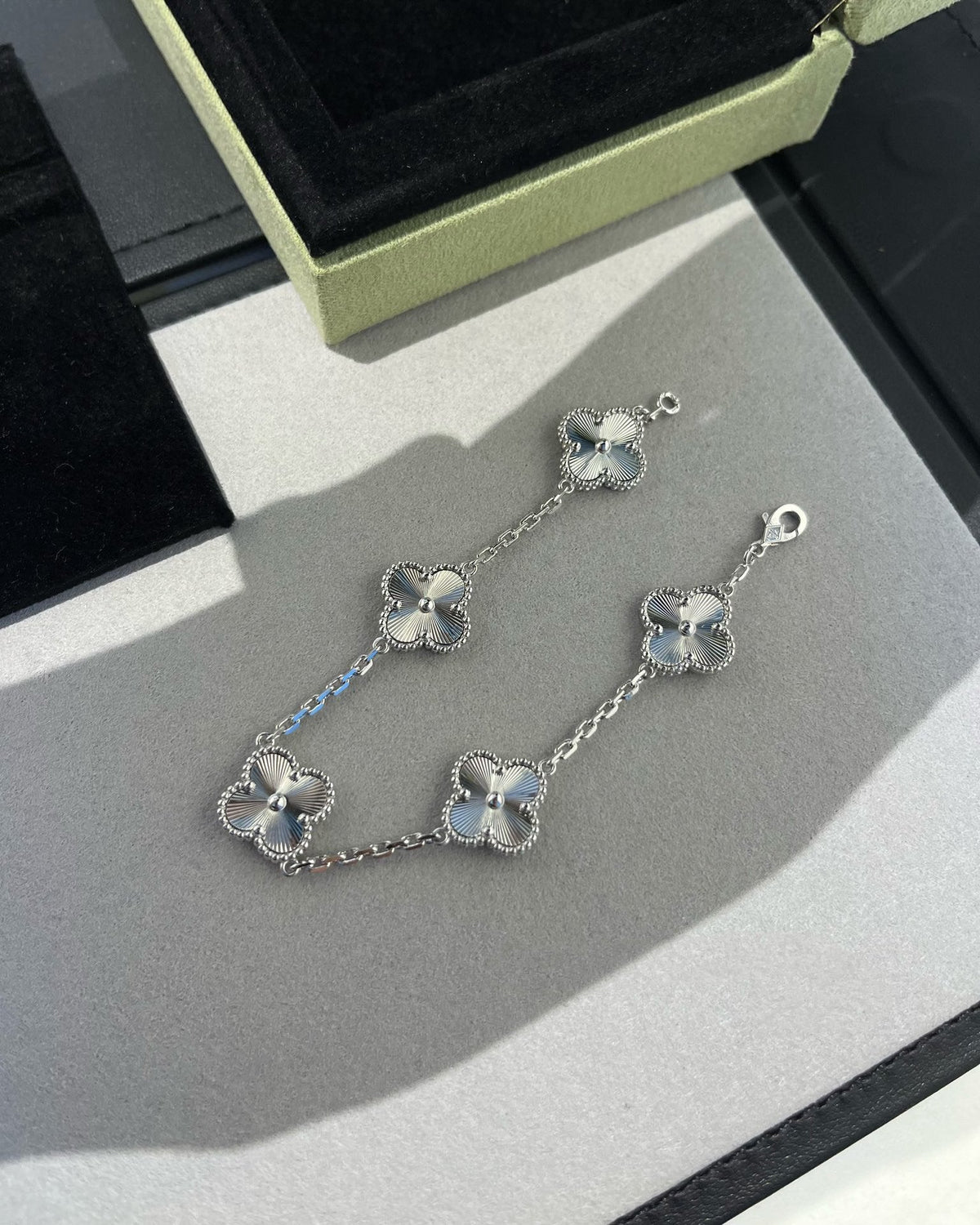 [Bling Jewelrys] KOLLEKTION: CLOVER 5 MOTIV LASER-ARMBAND